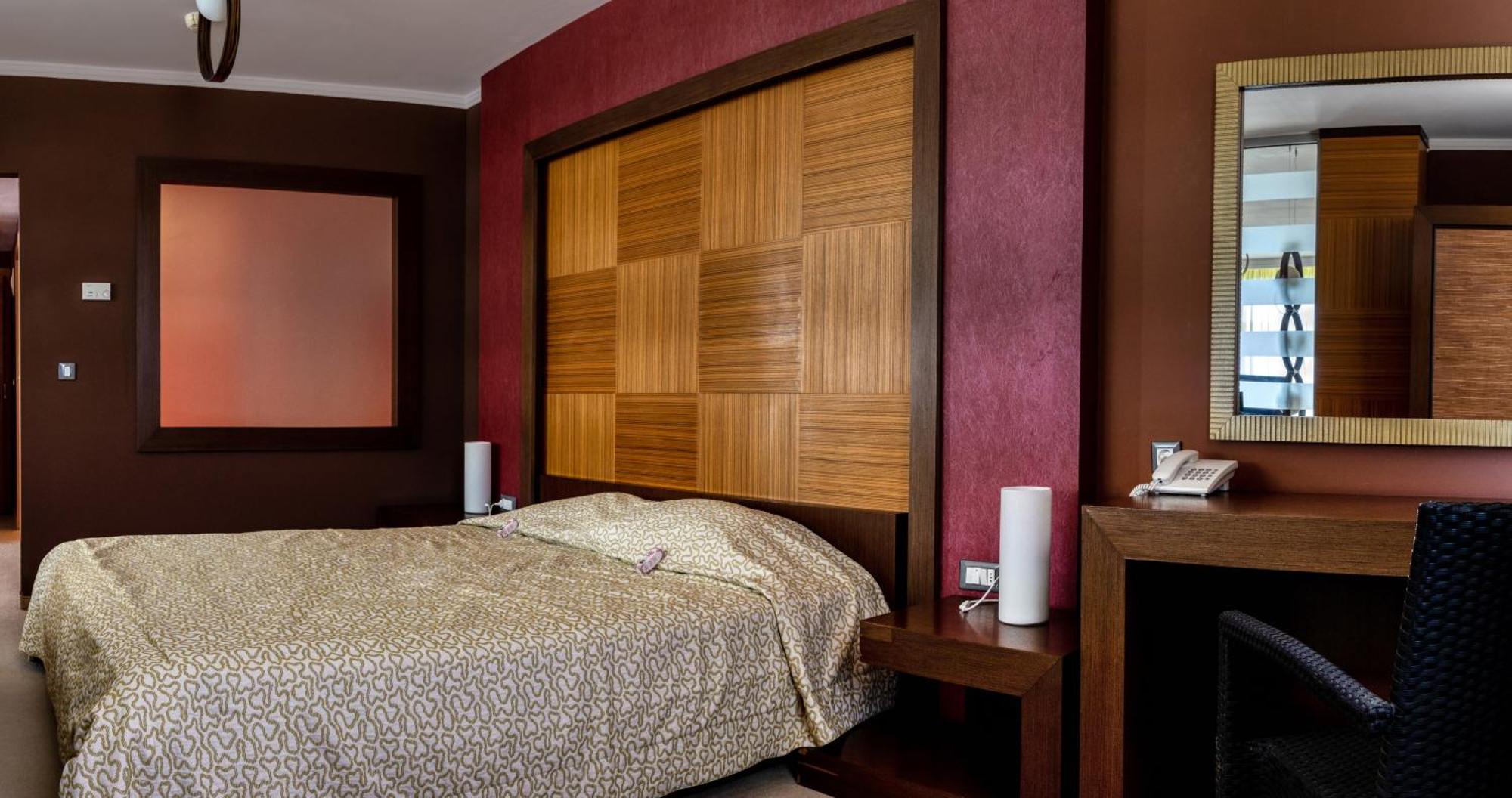 Sandy Bay Hotel Elenite Room photo